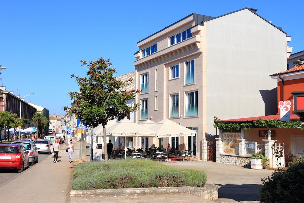 Apartments Riva-Interauto ウマグ エクステリア 写真