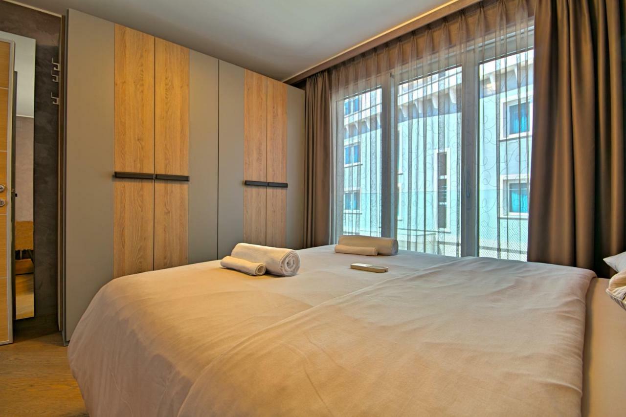 Apartments Riva-Interauto ウマグ エクステリア 写真